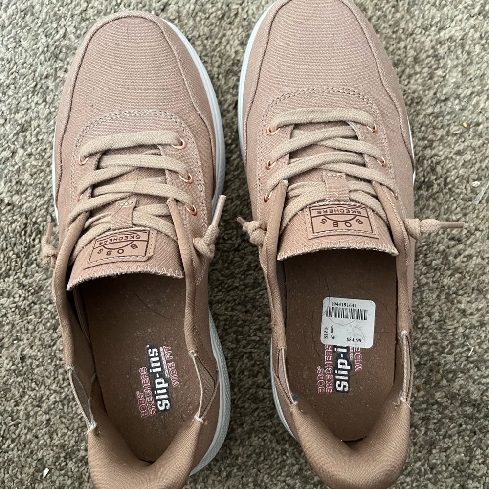 Skechers BOBS Slip-Ins Sneakers in Mauve Taupe